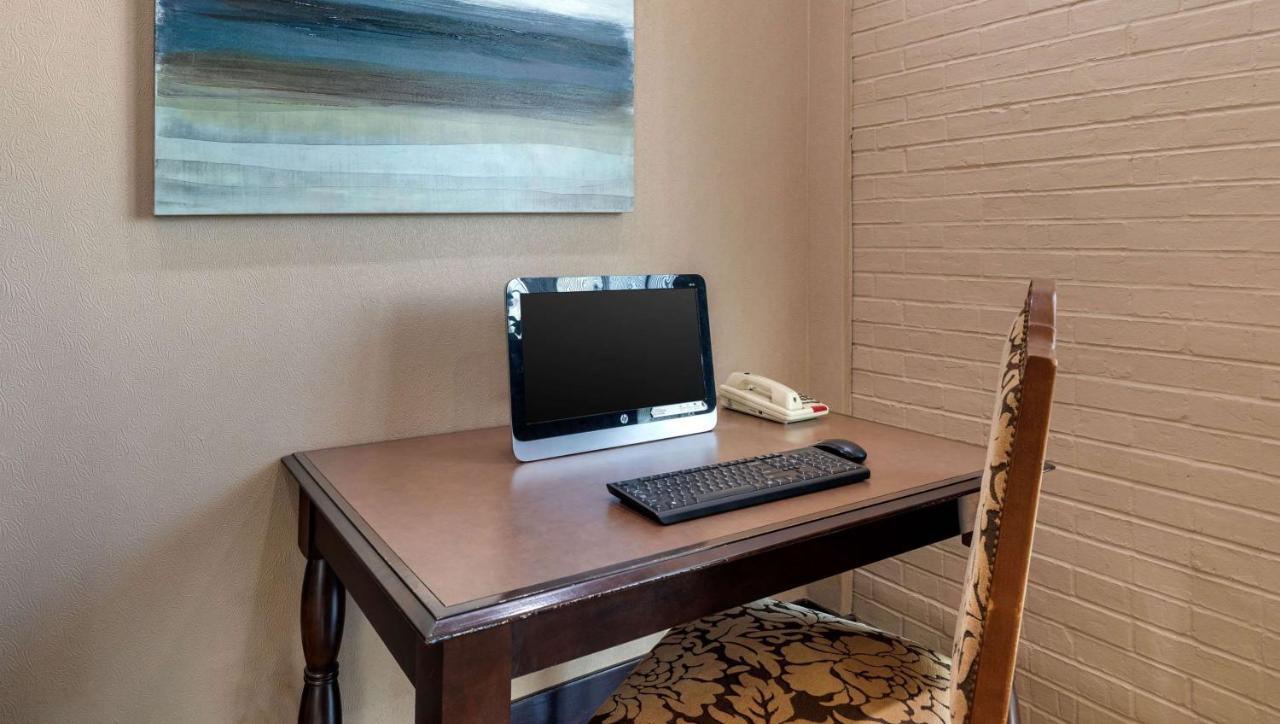 Magnuson Grand Hotel And Conference Center Tyler Luaran gambar